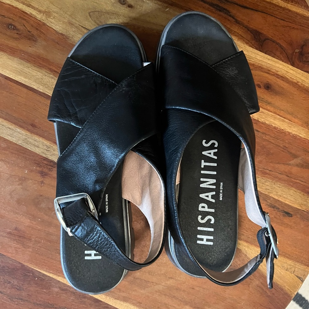 Hispanitas Black Sandals with Criss-Cross Straps